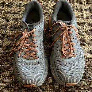 Hoka Bondi 7// size 7.5 worn twice